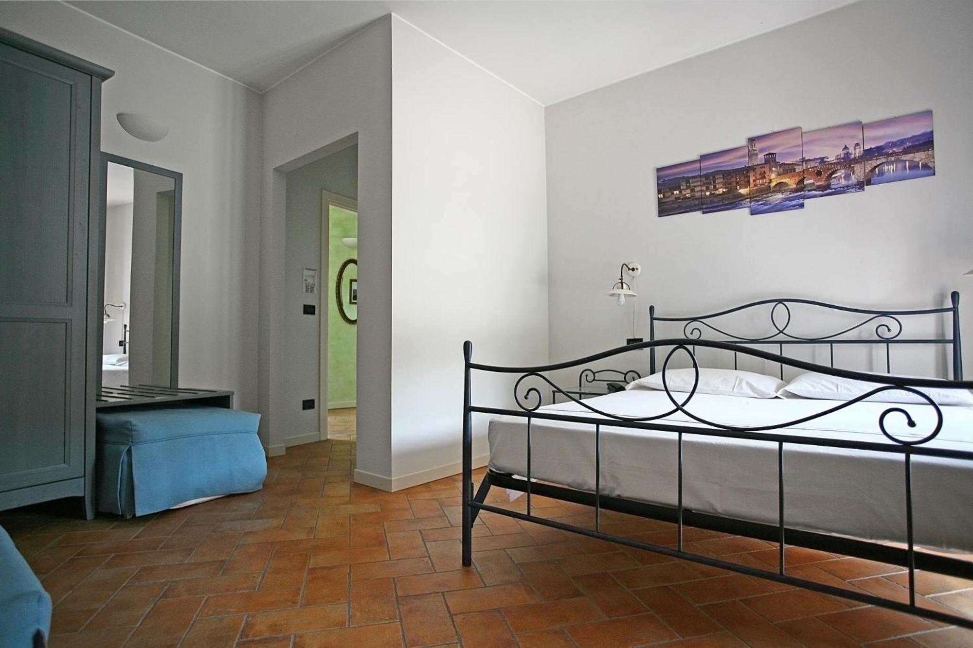 Hotel Antichi Cortili Дособуоно Екстериор снимка